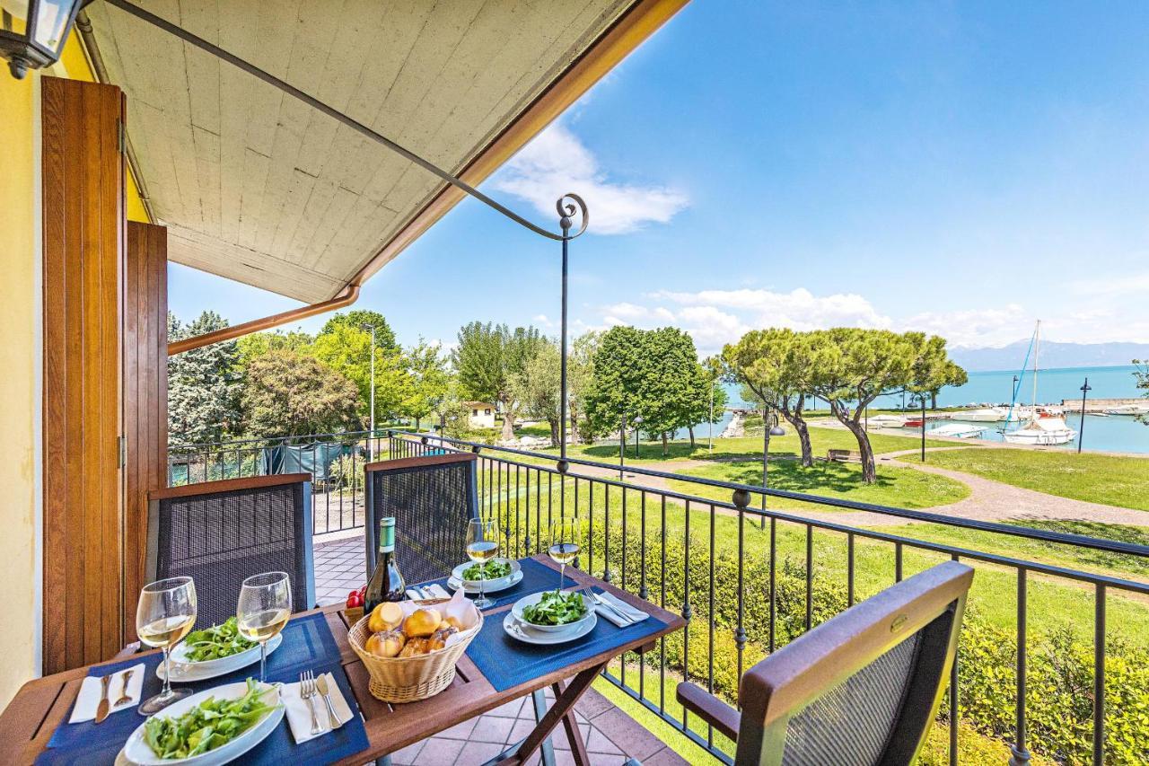 I Mosaici Apartments By Wonderful Italy Sirmione Dış mekan fotoğraf