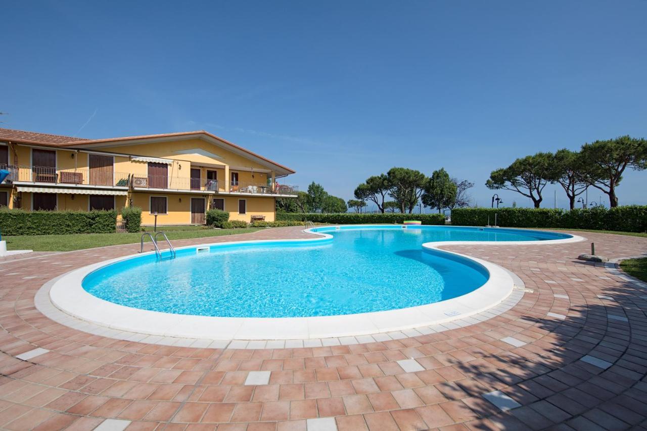 I Mosaici Apartments By Wonderful Italy Sirmione Dış mekan fotoğraf